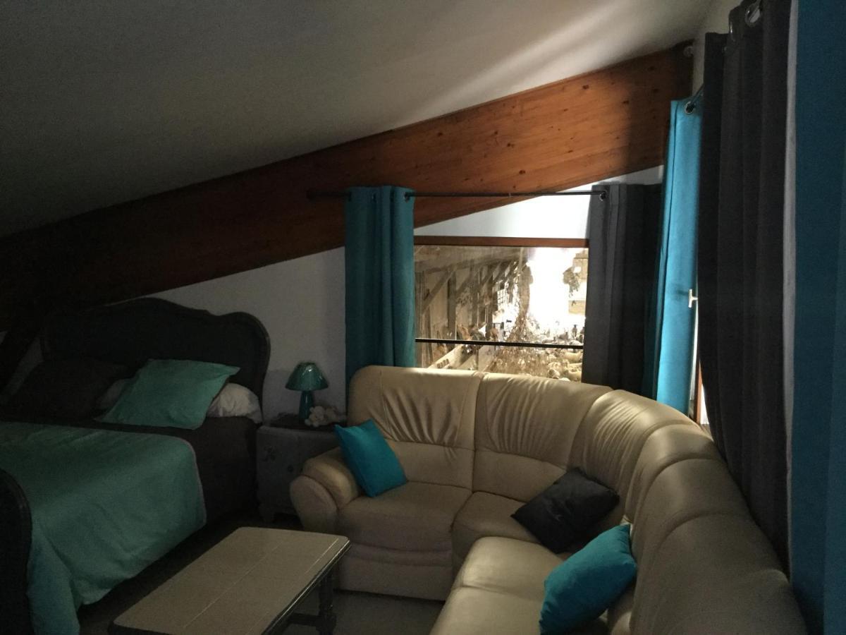 Bed and Breakfast Le Loup Dans La Bergerie Montmartin-sur-Mer Экстерьер фото