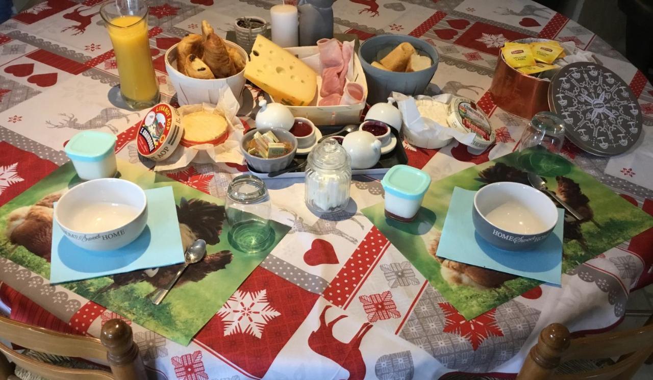 Bed and Breakfast Le Loup Dans La Bergerie Montmartin-sur-Mer Экстерьер фото
